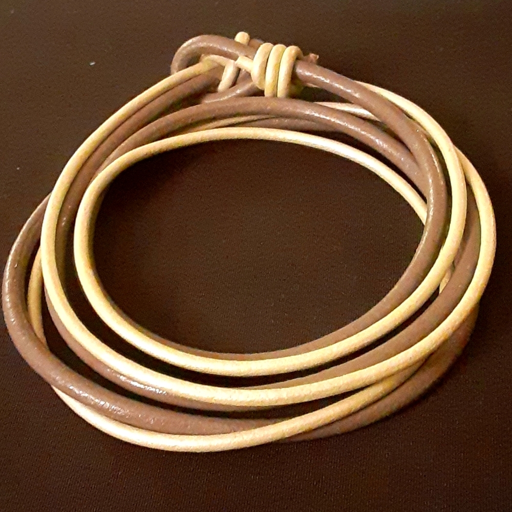 Double leather bracelet